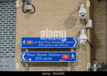 Smallbrook Queensway, Birmingham, Nov 8th 2025 - West Midlands Police closed a section of road directly outside Birmingham's Bullring shopping centre and New Street Station after a woman was stabbed in the neck on Friday evening, a man in his 20's has been arrested. Several forensic tents were erected close to a bus stop. Two small silver tents and a large blue evidential tent were placed on the pavement around a small cordon that closed the road off. Two police officers remained at the scene throughout the night. West Midlands Police Statement: A man is in custody after a stabbing in Birmingh Stock Photo