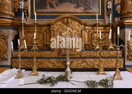 Detail of Baroque Altar, Candles & Gilding or Giltwork in Interior of Saint Victor Church (c11th) Castellane Alpes-de-Haute-Provence France Stock Photo