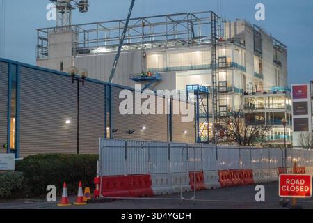 Slough, Berkshire, UK. 12th November, 2025. Another new building is under construction by contractors Laing O'Rourke on Slough Trading Estate in Slough, Berkshire for Data Centres giant Eqiunix. Slough is reported to have the biggest number of data centres across Europe and Equinix already have a number of data centres in Slough. Credit: Maureen McLean/17�Թ����� Live News Stock Photo