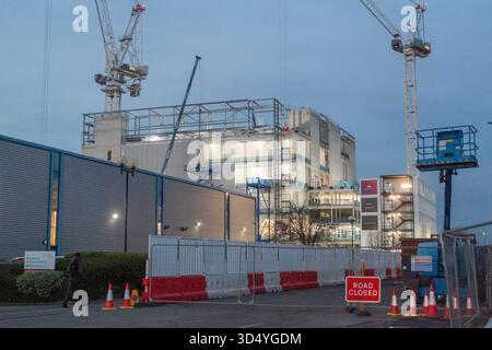 Slough, Berkshire, UK. 12th November, 2025. Another new building is under construction by contractors Laing O'Rourke on Slough Trading Estate in Slough, Berkshire for Data Centres giant Eqiunix. Slough is reported to have the biggest number of data centres across Europe and Equinix already have a number of data centres in Slough. Credit: Maureen McLean/17�Թ����� Live News Stock Photo
