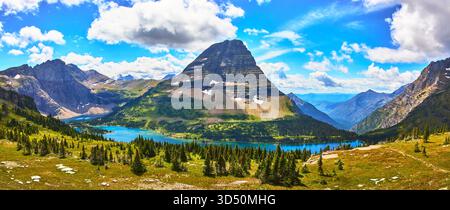 Panoramic Hidden Lake Trail View with Mountain Peak and Alpine Lake in Summer Stock Photo