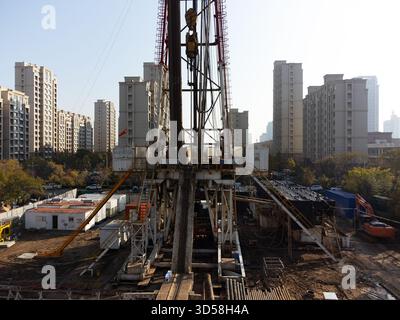 Urban Oil Rigs Ranch Onshore land rig in oil and gas industry Stock Photo - Alamy