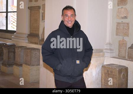 Vatican City, Vatican. 15th Nov, 2025. VATICAN CITY, VATICAN - NOVEMBER 15: Matteo Garrone leaves the Clementine Hall at the end of a Papal Audience of Pope Leo XIV with the Film Industry at the Apostolic Palace on November 15, 2025 in Vatican City, Vatican. Credit: dpa/Alamy Live News Stock Photo