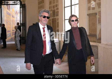 Vatican City, Vatican. 15th Nov, 2025. VATICAN CITY, VATICAN - NOVEMBER 15: Guests leaves the Clementine Hall at the end of a Papal Audience of Pope Leo XIV with the Film Industry at the Apostolic Palace on November 15, 2025 in Vatican City, Vatican. Credit: dpa/Alamy Live News Stock Photo