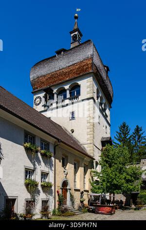 historic-architecture-in-the-oberstadt-the-old-town-of-bregenz-on-lake