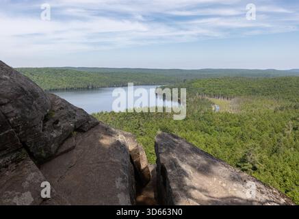 Booth Rock Trail with green forest in Algonquin Park Ontario Stock ...