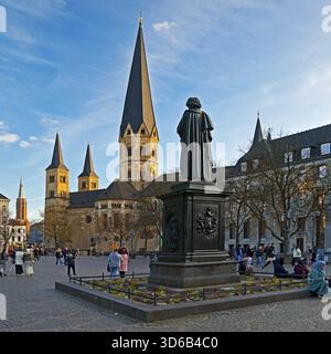 Muensterplatz with the Beethoven Memorial and Bonn Minster, Bonn, North Rhine-Westphalia, Germany Stock Photo