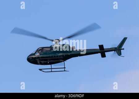 G-CMSA Aerospatiale AS350 B2 Ecureuil Wavendon Social Housing Ltd Cotswold Airport Kemble 20/11/2025 Stock Photo