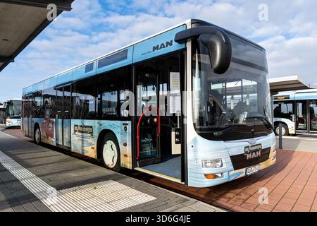Insel Bus Inselbus Norderney MAN Lion’s City bus Stock Photo - Alamy