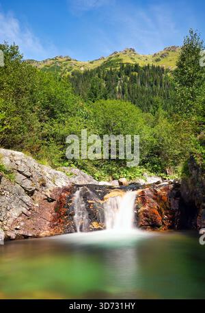 Scenic view of a high mountain valley along the Transfagarasan highway ...