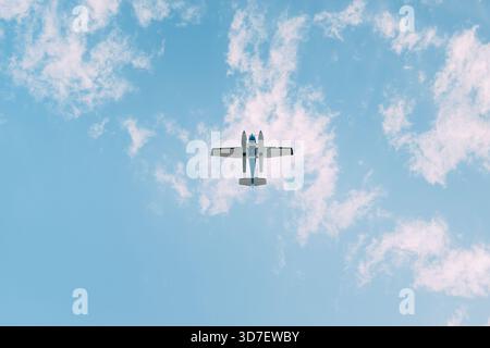 float plane flying in Toronto Stock Photo