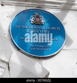 Hereford City Council blue plaque, summarizes the history of St Nicholas Church & Rectory, Hereford, Herefordshire, England, UK Stock Photo