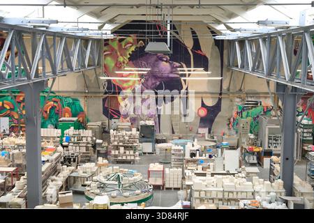 France, Haute Vienne, Limoges, Ateliers Arquié labeled Living Heritage Company, porcelain factory workshop Stock Photo