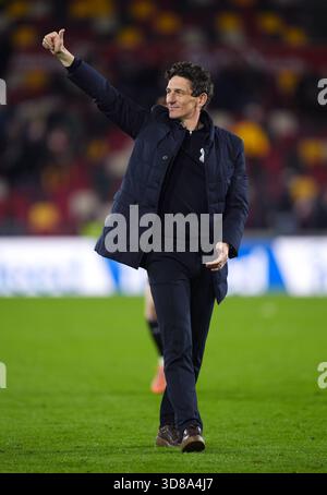 Brentford manager Keith Andrews salutes the fans after the Premier ...