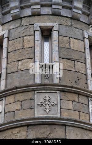 Russia, Samara Oblast, Khryashchevka village - July 31, 2023. Close-up of a window and bas-relief on a Garibaldi Castle tower. Architecture and landma Stock Photo