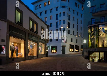 via-maistra-shopping-street-st