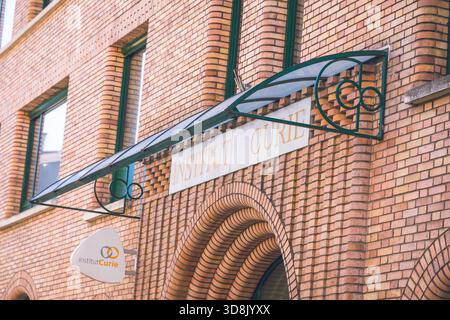 France, Ile-de-France, Paris, 5th arrondissement, Rue Lhomond, Institut Curie. Constant Burg Laboratories Stock Photo