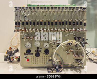 A vintage Celltech DNA Synthesiser automated laboratory machine on display in the Science Museum, London. Stock Photo