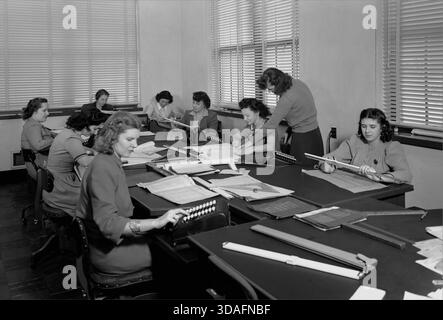 7 ⁄ 40    More details Computers' at work in 16ft wind tunnel - calculating test data - Stock Photo