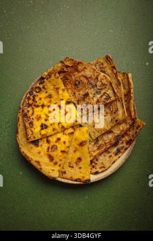 Two kinds of Indian naan flatbread Stock Photo