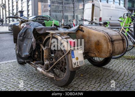 Berlin, old motorcycle with sidecar Stock Photo - Alamy