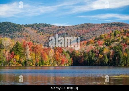 Kent Pond in fall, near Killington, Vermont Stock Photo