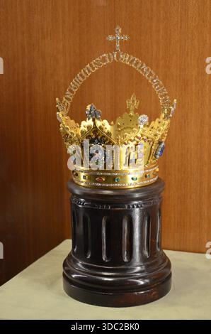 Seville, Spain 03.24.2019: Crown for the Virgin of the Reyes, Manuel de la Torre Stock Photo