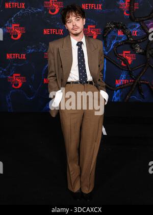 (FILE) Stranger Things 5 Vol. 2 will release three new episodes on Christmas (Thursday, December 25, 2025) and Vol. 3 - the finale episode on New Year’s Eve (Wednesday, December 31, 2025). HOLLYWOOD, LOS ANGELES, CALIFORNIA, USA - NOVEMBER 06: English actor and musician Charlie Heaton arrives at the World Premiere Of Netflix's 'Stranger Things' Season 5 held at the TCL Chinese Theatre IMAX on November 6, 2025 in Hollywood, Los Angeles, California, United States. (Photo by David Acosta/Image Press Agency) Stock Photo