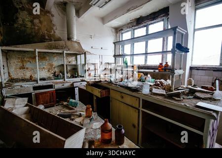 Old abandoned ruined chemical laboratory Stock Photo - Alamy