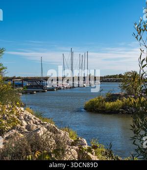 Different boats docked at the Gimli Harbour on Lake Winnipeg in Gimli, Canada Stock Photo