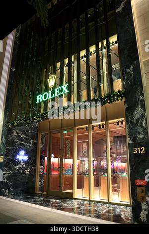 Rolex La Rodeo Drive ROLEX luxury watch store by night on Rodeo Drive, Beverly Hills ...