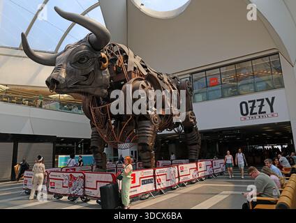 Ozzy the Bull, the iconic mechanical sculpture created for the Birmingham 2022 Commonwealth Games, displayed inside New Street Station, Birmingham B2 Stock Photo