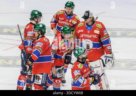 Berlin, Germany. 26th Dec, 2025. Ice hockey: DEL, Eisbären Berlin ...