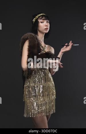 Femme fatale vintage hi-res stock photography and images - Alamy