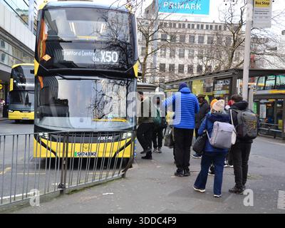 Manchester, UK, 30th December, 2025. Bee Network bus in central Manchester, UK. From March 2026, older and disabled people in  Greater Manchester will get free 24/7 travel on Bee Network buses, with the 9.30am concessionary restriction permanently removed.  The change follows two successful pilots in August and November, benefiting around 400,000 concessionary pass holders.  Credit: Terry Waller/Alamy Live News Stock Photo