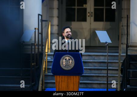 Rama Duwaji, Zohran Mamdani at a public appearance for Knicks NBA ...