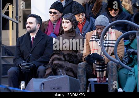 Rama Duwaji, Zohran Mamdani at a public appearance for Knicks NBA ...