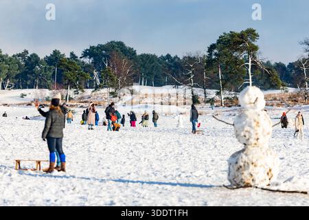 LOON OP ZAND - Snow fun in the Loonse en Drunense Dunes National Park. A code yellow is in effect nationwide for slippery conditions due to snow or icy roads. IRIS VAN DEN BROEK / ANP netherlands out - belgium out Stock Photo
