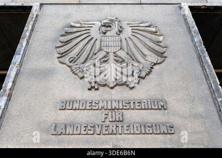 Bundesministerium für Landesverteidigung BMLV, Amtsgebäude Franz-Josefs ...