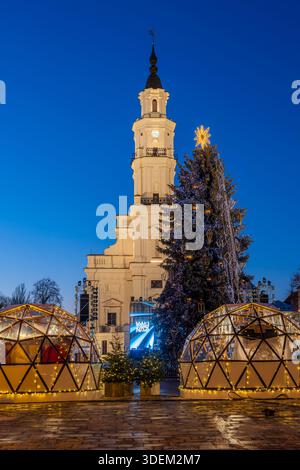 Christmas market in the old town, Kaunas, Lithuania Stock Photo