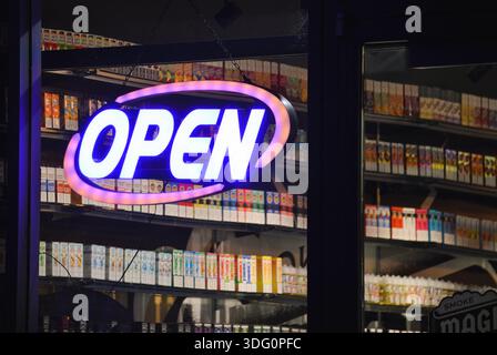 elfbar nachfüll pod läuft aus How to Open a Vape Shop: Start Your Own Vape Business main image 1
