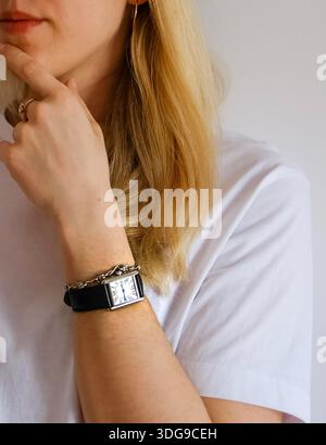 Women thinking deeply, minimalist lifestyle concept. Stock Photo