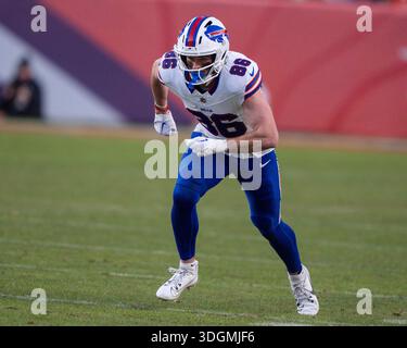 Buffalo Bills tight end Dalton Kincaid (86) plays against the Las Vegas ...