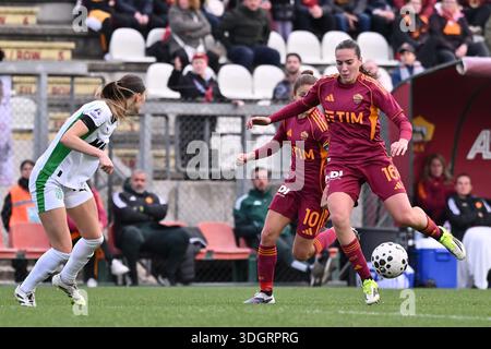 Alice Corelli of A.S. Roma Femminile is in action during the Serie A ...