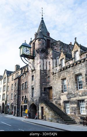 Edinburgh, Scotland, UK - February 14, 2025: The Tower of Canongate Tolbooth and Tolbooth Tavern are situated along the Royal Mile in Edinburgh, Scotl Stock Photo