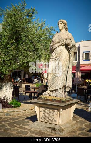 Statue of Princess Artemisia in Bodrum, Turkey 6 Stock Photo - Alamy