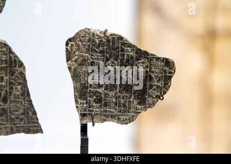 The Code of Hammurabi - Babylonian code of law of ancient Mesopotamia ...