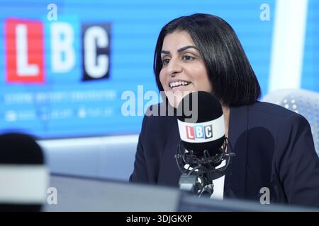 Home Secretary Shabana Mahmood takes part in the Call the Cabinet phone-in on LBC, at the Global Studios, London. Picture date: Tuesday January 27, 2026. Stock Photo
