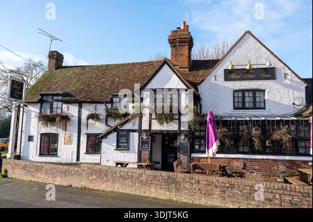 Slough, Berkshire, UK. 28th January, 2026. The historic 16th-century, Grade II listed pub, Ye Olde Red Cow Inn in Slough, Berkshire. After much criticism by pub owners Chancellor Rachel Reeves has done a u-turn on her tax proposals announced in the Autumn Budget last year and has unveiled a £300m package to help pubs. The Treasury has announced it will give pubs and music venues a 15 per cent discount on business rates bills from April but industry groups and opposition MPs have warned the move is “too little, too late.”. Credit: Maureen McLean/Alamy Live News Stock Photo