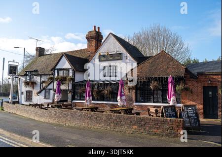 Slough, Berkshire, UK. 28th January, 2026. The historic 16th-century, Grade II listed pub, Ye Olde Red Cow Inn in Slough, Berkshire. After much criticism by pub owners Chancellor Rachel Reeves has done a u-turn on her tax proposals announced in the Autumn Budget last year and has unveiled a £300m package to help pubs. The Treasury has announced it will give pubs and music venues a 15 per cent discount on business rates bills from April but industry groups and opposition MPs have warned the move is “too little, too late.”. Credit: Maureen McLean/Alamy Live News Stock Photo